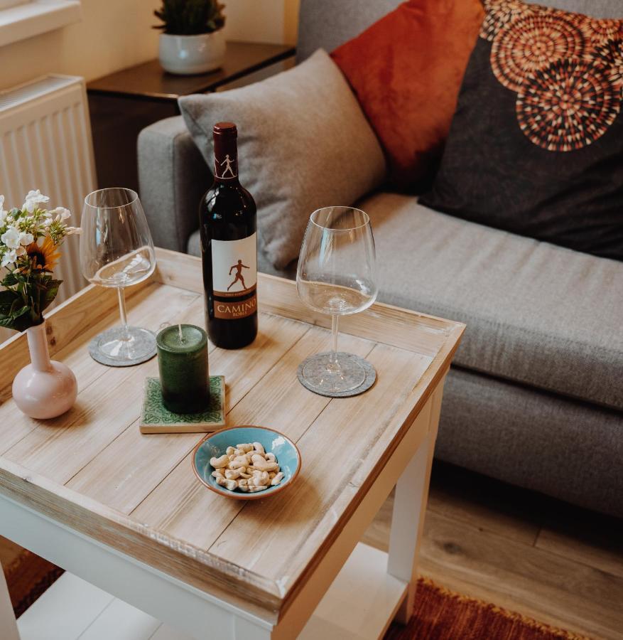 Muelheim, Schoenes Apartment, E-Werk, Palladium, Carlswerk, Messe, Lanxess-Arena Köln Ngoại thất bức ảnh