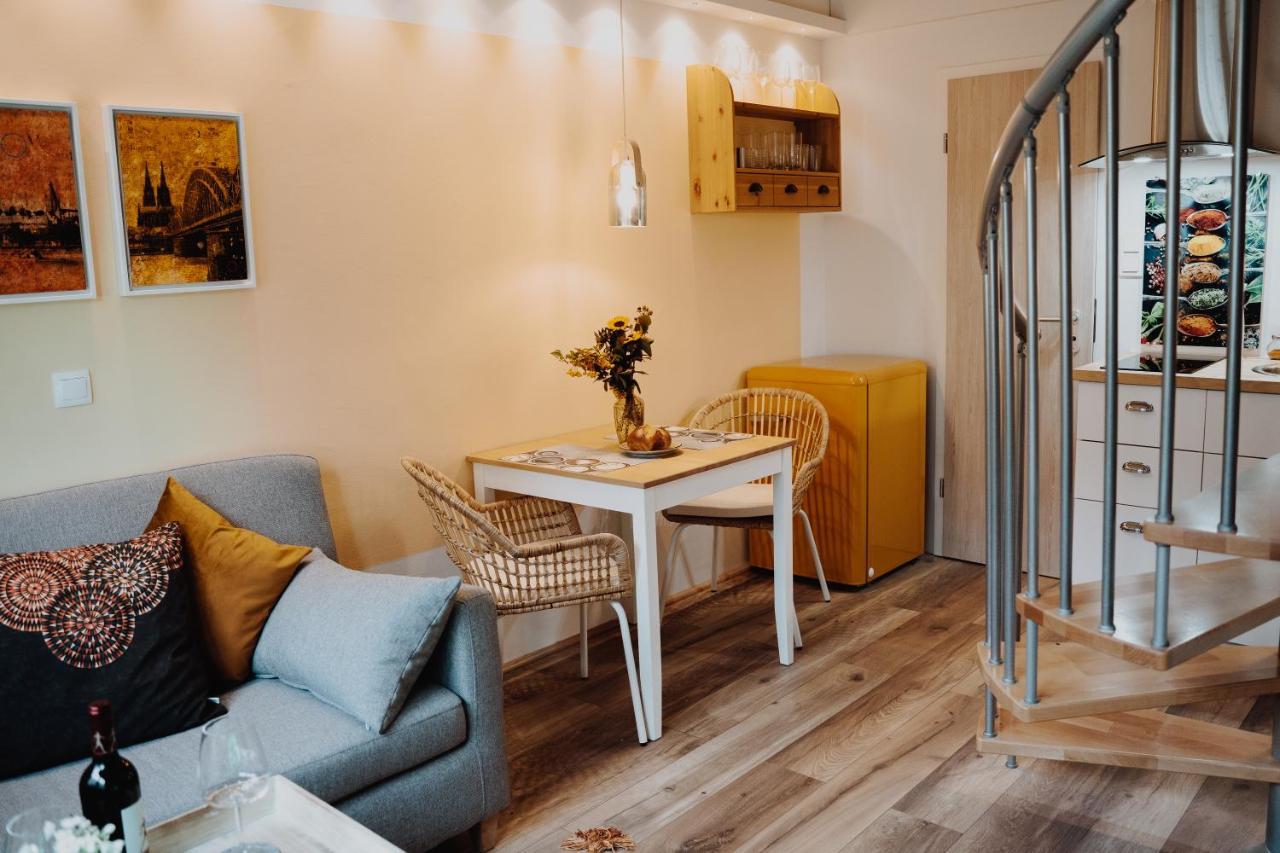 Muelheim, Schoenes Apartment, E-Werk, Palladium, Carlswerk, Messe, Lanxess-Arena Köln Ngoại thất bức ảnh